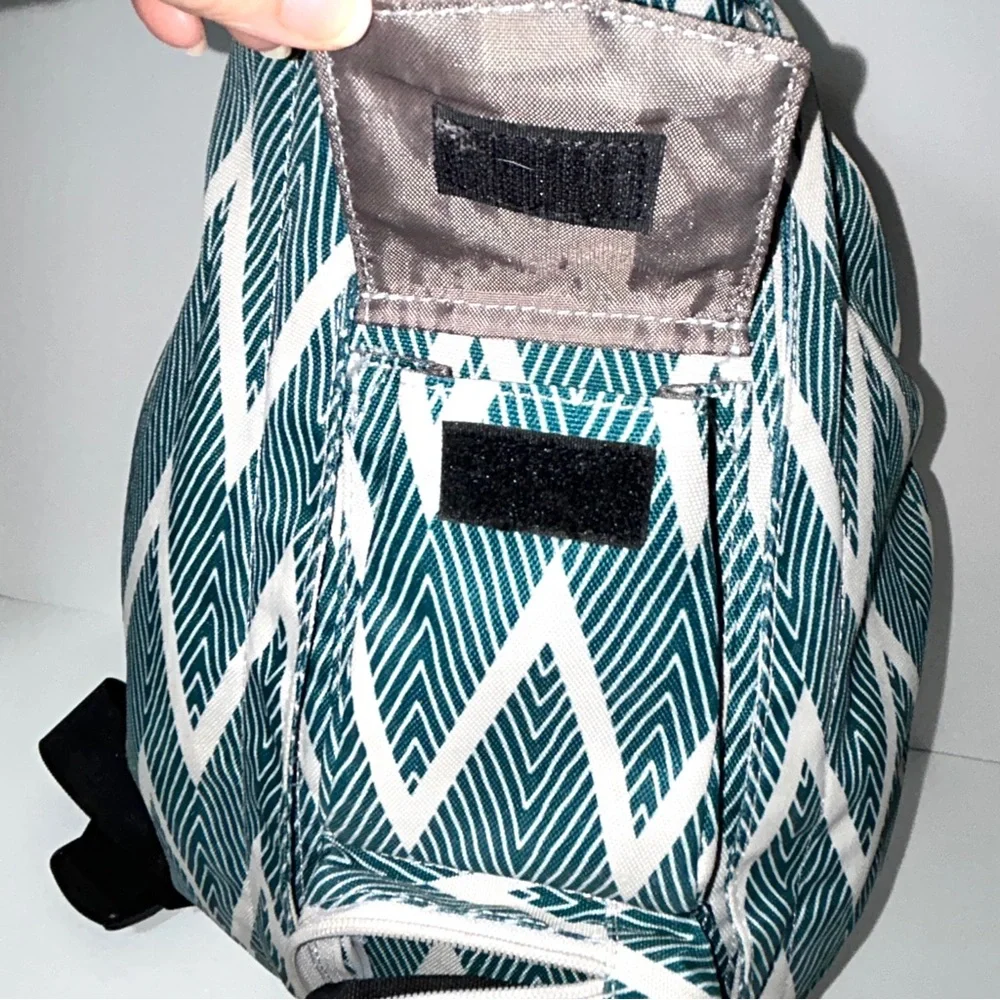 Kavu Original Rope Sling Bag Backpack Crossbody Chevron‎ Teal White Lightweight